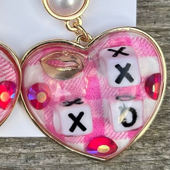 NWT New Betsey Johnson XOXO Pink and Gold Heart Earrings w/Pearls Studs - Picture 4 of 6